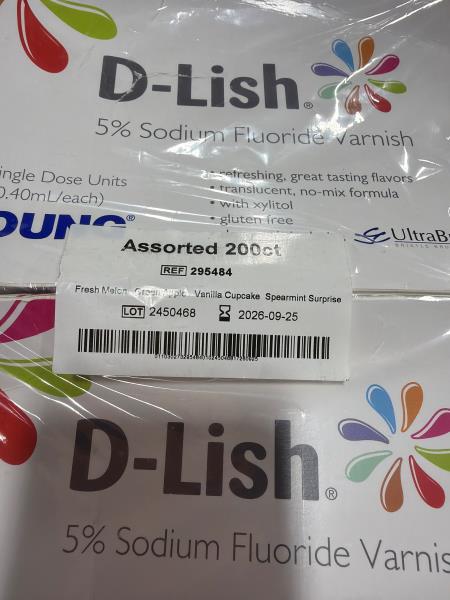 Young D-Lish 5% Sodium Fluoride Varnish 200ct