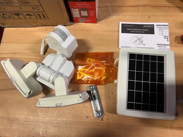 180°  White Motion Sensor Solar Powered Outdoor 2-Head LED Security Flood Light 1000 Lumens