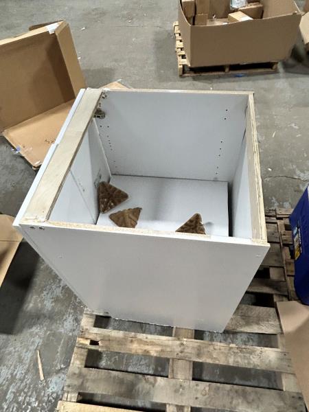 Hampton Bay BASE Kitchen Cabinet 24x34.5x23.75