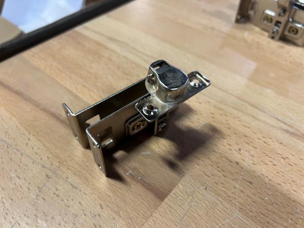 Glacier Bay Medicine Cabinet Single Arm Hinge