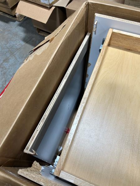 Designer Series Melvern 24" W X 24 in. D X 34.5" H Assembled Shaker Base Kitchen Cabinet Damage to back