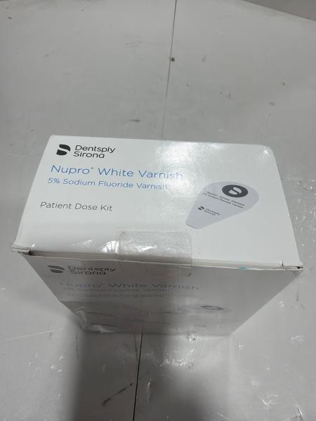 Dentsply Sirona Nupro White Varnish Patient Dose Kit