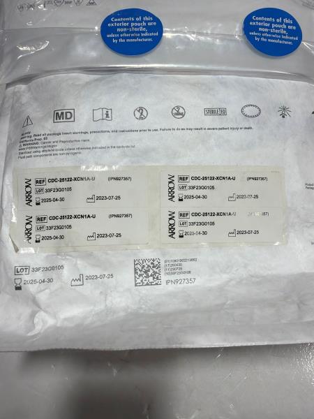 Arrow Arrowgard Blue Two-Lumen Hemodialysis Catheter