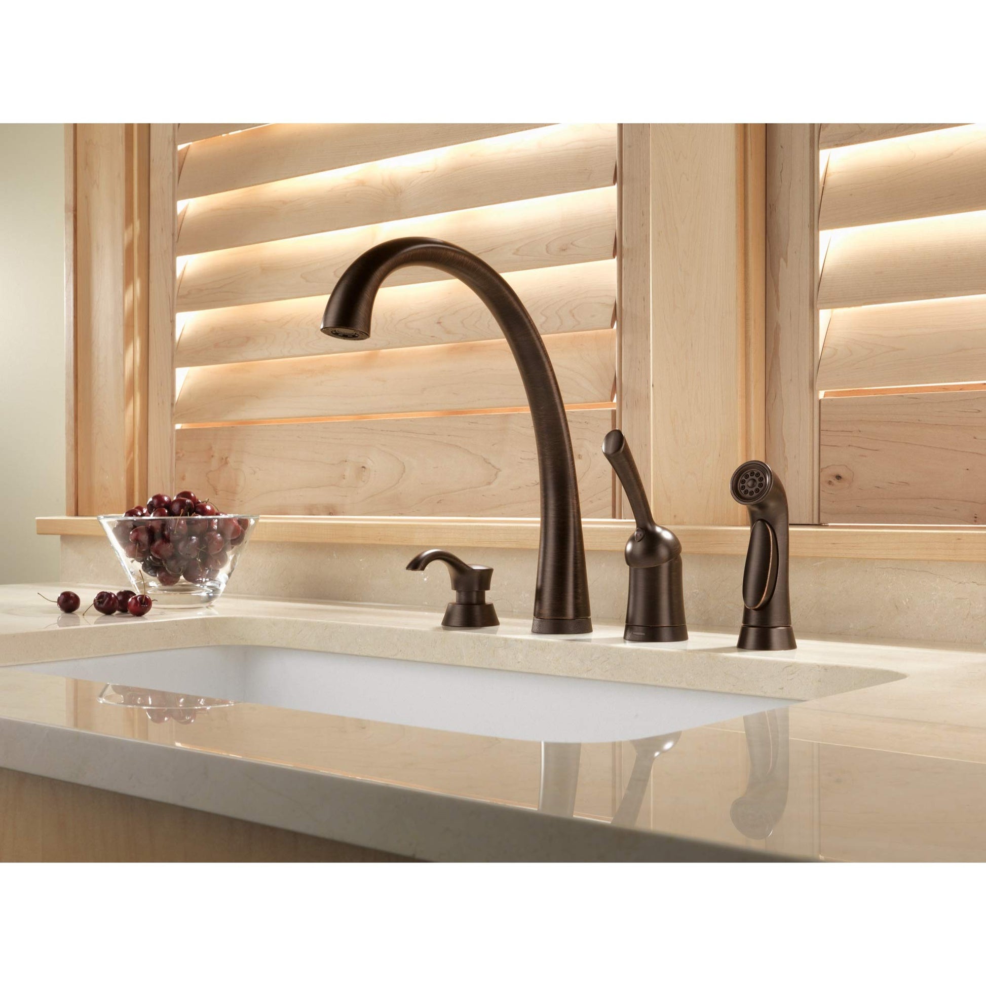 Delta Faucet Pilar Kitchen Soap Dispenser for Kitchen Sinks, Venetian Bronze RP50781RB