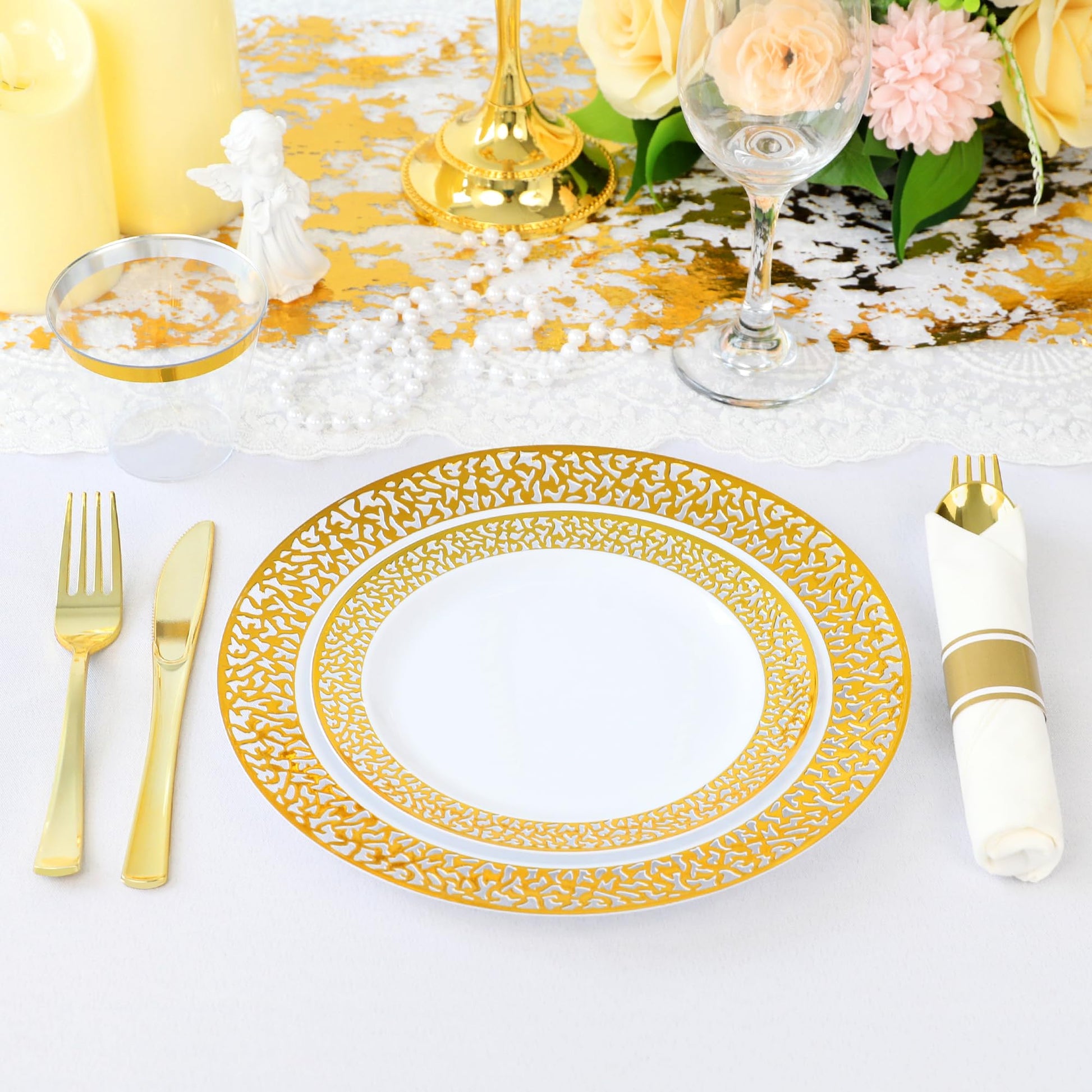 Sylans 700PCS Gold Lace Disposable Dinnerware Set for 100 Guests, Plastic Plates Set Heavy Duty elegant Include 200 Dinner Dessert Plates, 100 Rolled Napkins Silverware, 100 Cups for Party & Wedding