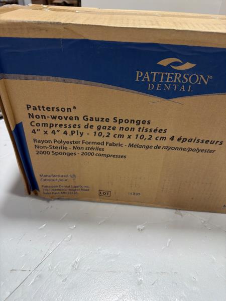 Patterson Dental Non-Woven Gauze Sponges 4x4 2000ct
