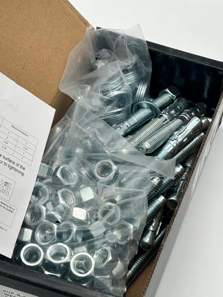 MKT Fastening 2412414 MKT Sup-R-Stud V 1/2 x 4-1/4 Zinc Plated Wedge Anchor - Box of 50